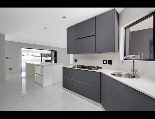 4 BEDROOM HOUSE FOR SALE IN DAINFERN GOLF ESTATE